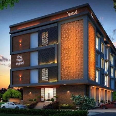 Raas Mahal-Hotel In Jaipur Near Tourist Places מראה חיצוני תמונה