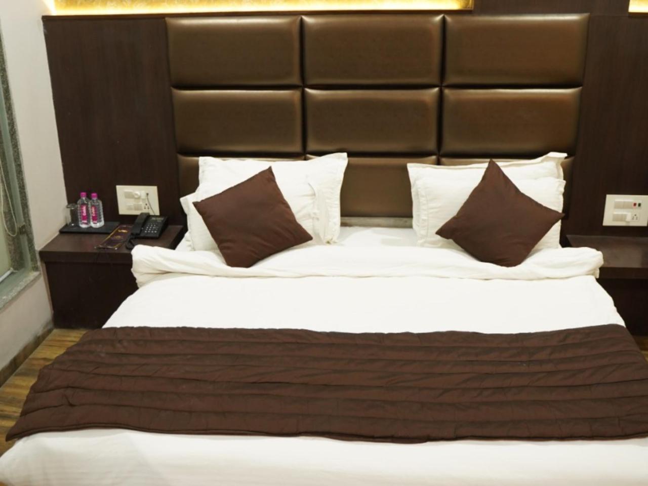 Raas Mahal-Hotel In Jaipur Near Tourist Places מראה חיצוני תמונה